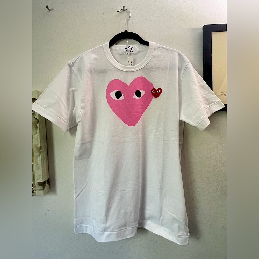 COMME DES GARCONS PLAY
Double heart pink and Red Hearts Tee (men’s medium)